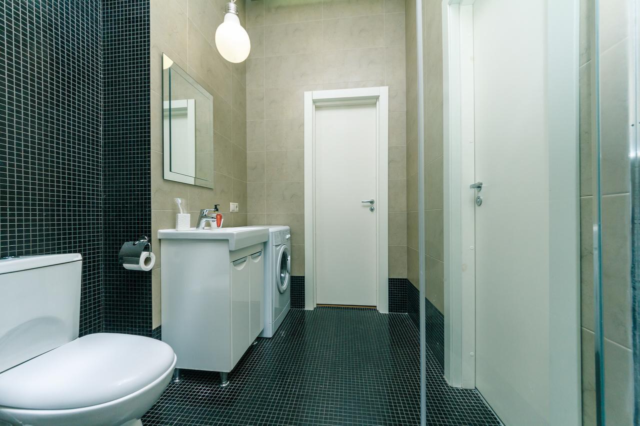 Kreschatik 21 With Terrace 2Br Kyiv Exterior photo