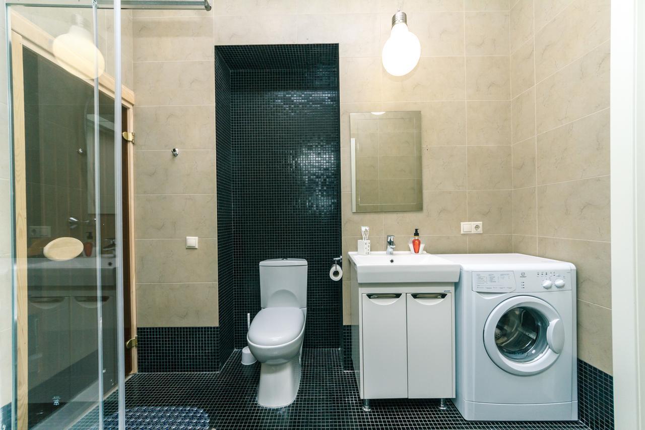 Kreschatik 21 With Terrace 2Br Kyiv Exterior photo